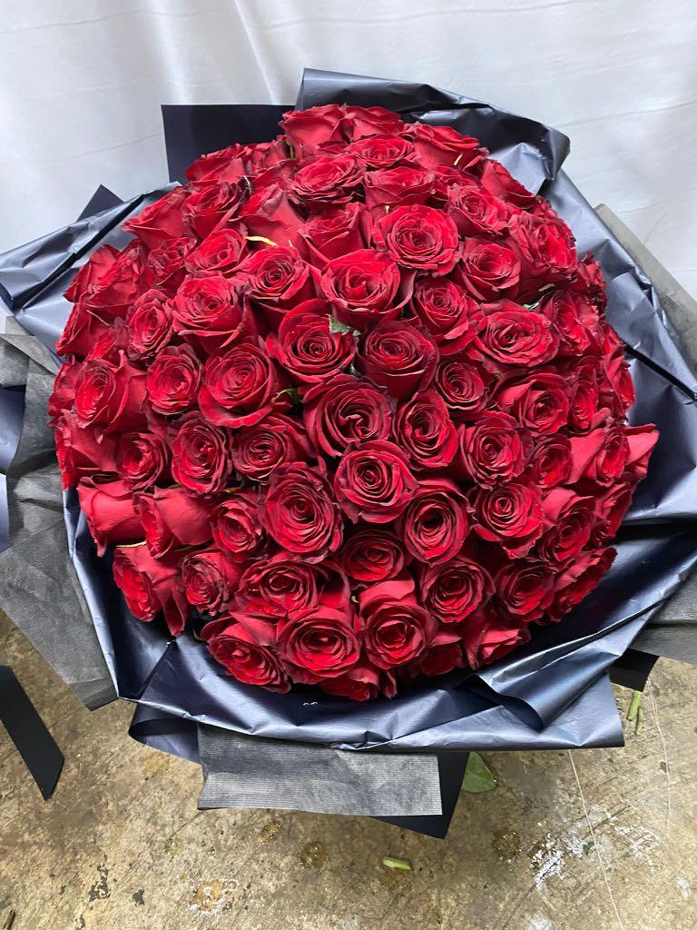 99 Premium Red Roses Bouquet