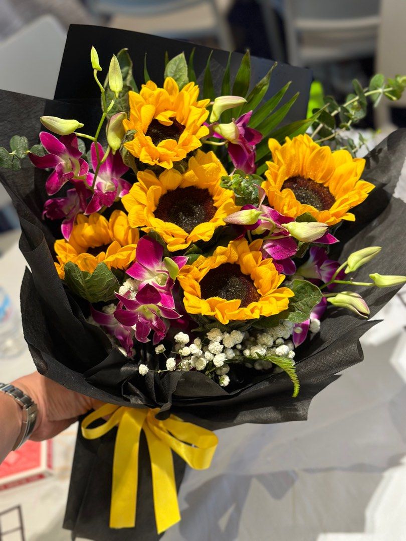 Graduation Sunflower Bouquet