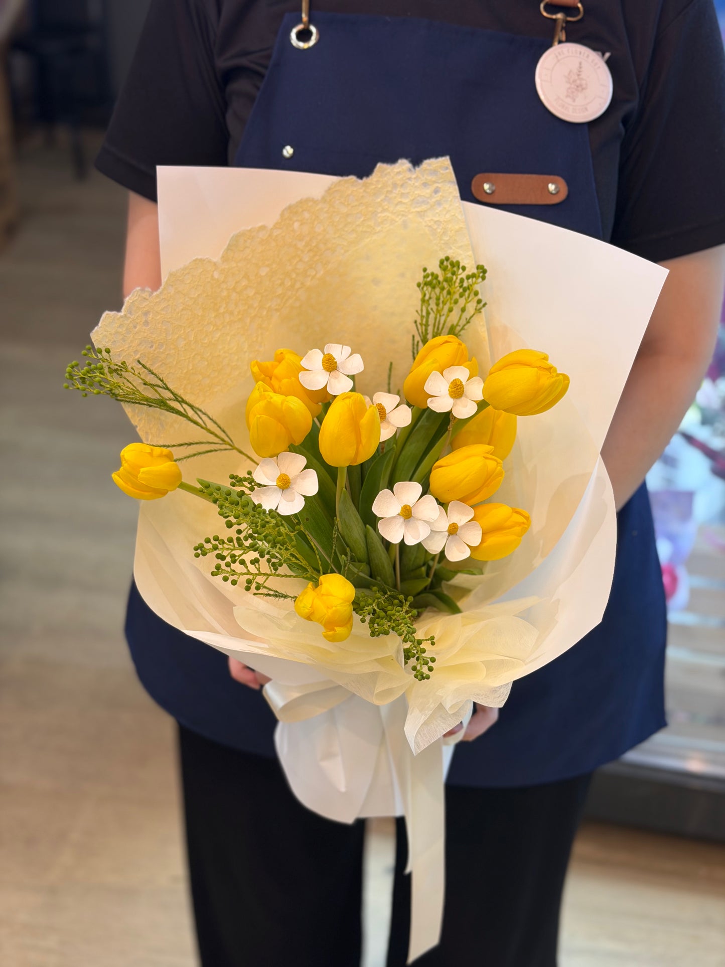 Golden Delight - Premium Fresh Yellow Tulips Bouquet