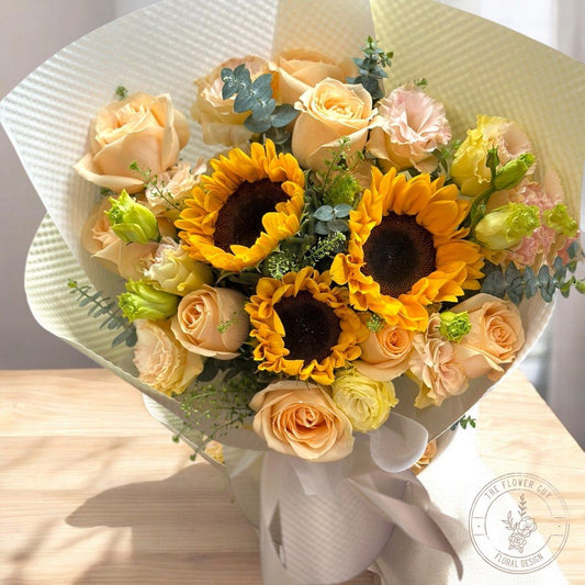 13 Stalks Sunflowers and Roses Bouquet