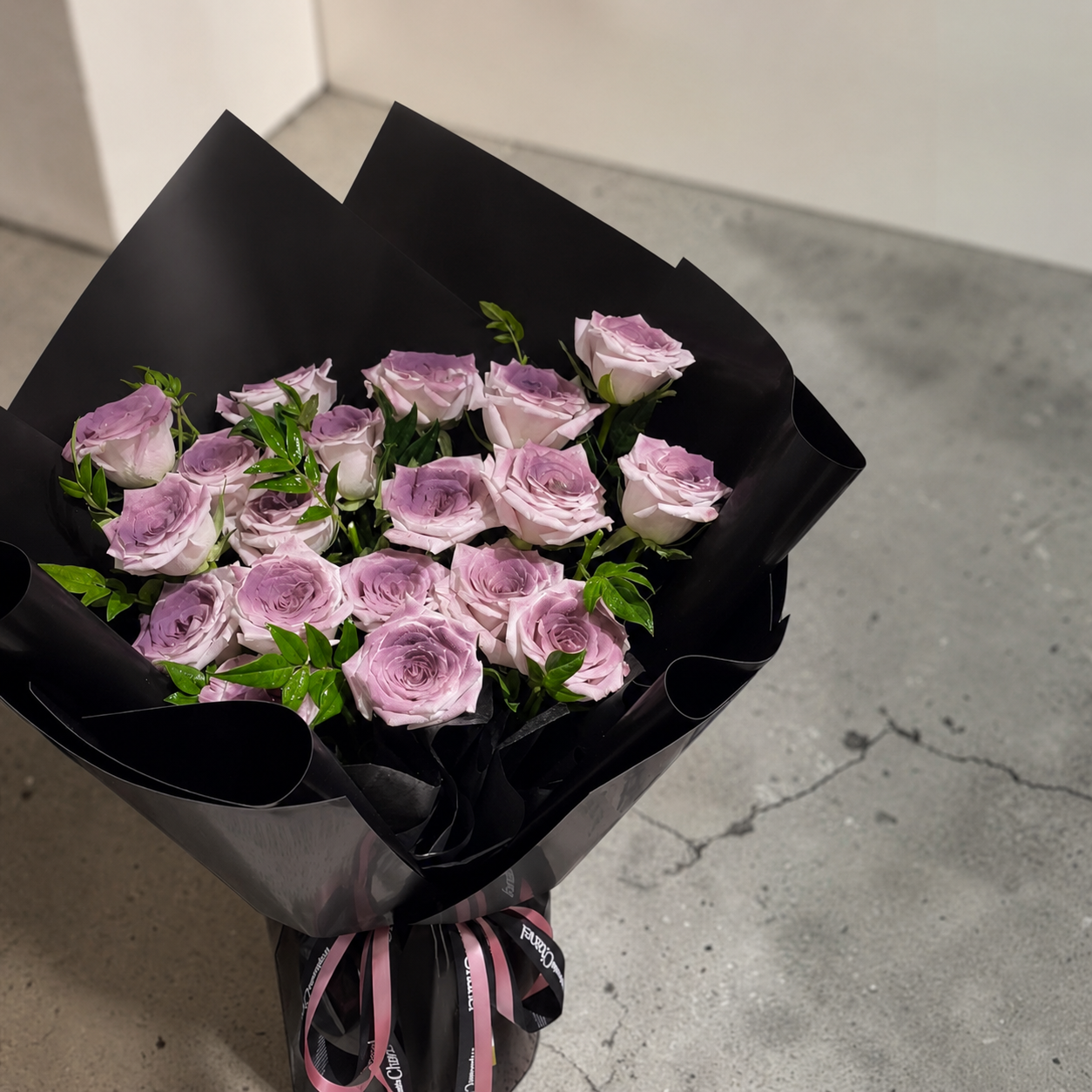 Lavender Noir - Bespoke Fresh Roses Bouquet