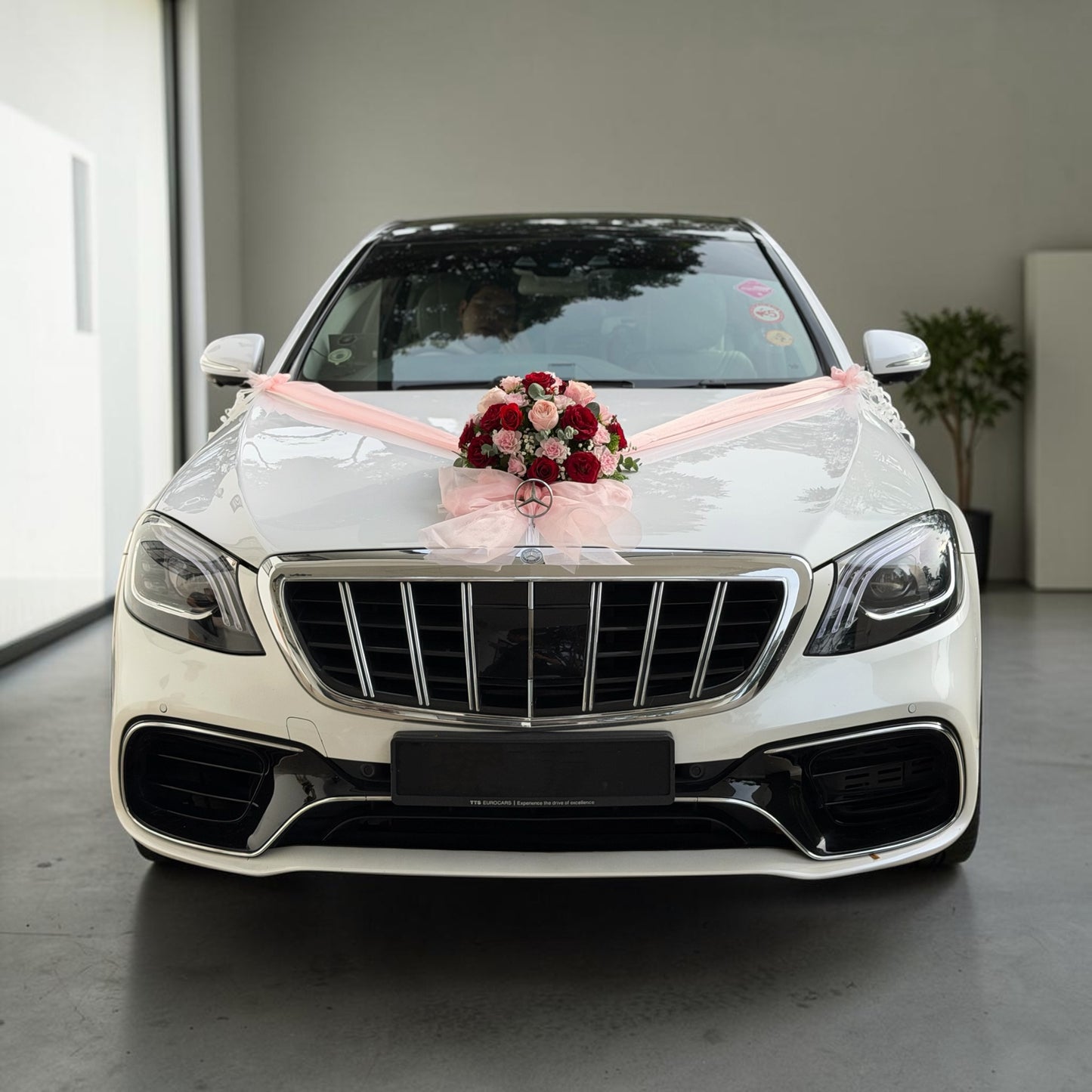 Fresh Flower Bridal Car Decoration