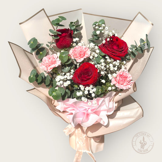 Korean-Style Mixed 6 Stalks Red Roses Pink Carnation Hand Bouquet