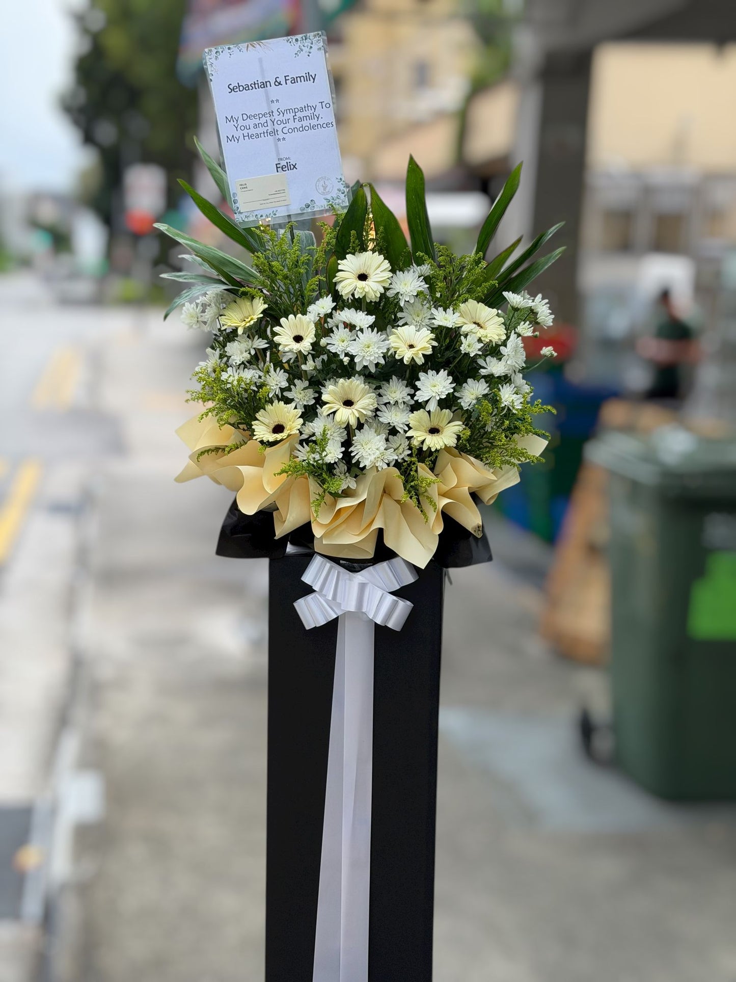Empathy 03 - Fresh Flower Condolence Stand
