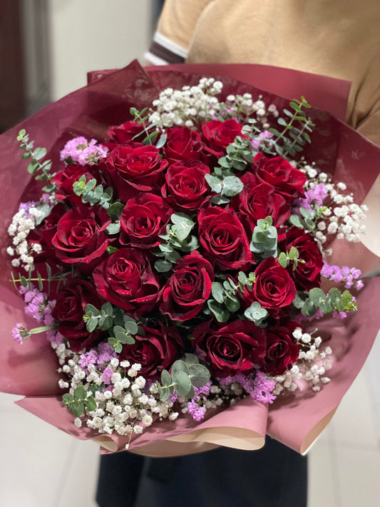 Fresh Roses Bouquet